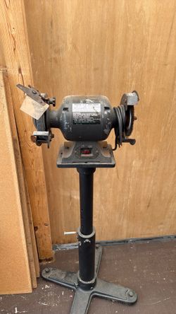 Bench grinder