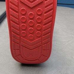 EXCEL TRAX. MEDICAL BOOT.  Size MEDIUM. 9 - 11. RIGHT FOOT