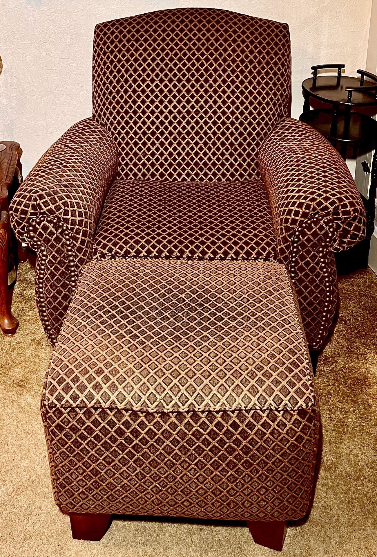 FURNITURE | Chair and Ottoman/Footstool
