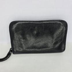 HOBO The Original Wristlet Wallet Zip Clutch Distressed Leather Black Zipper 
