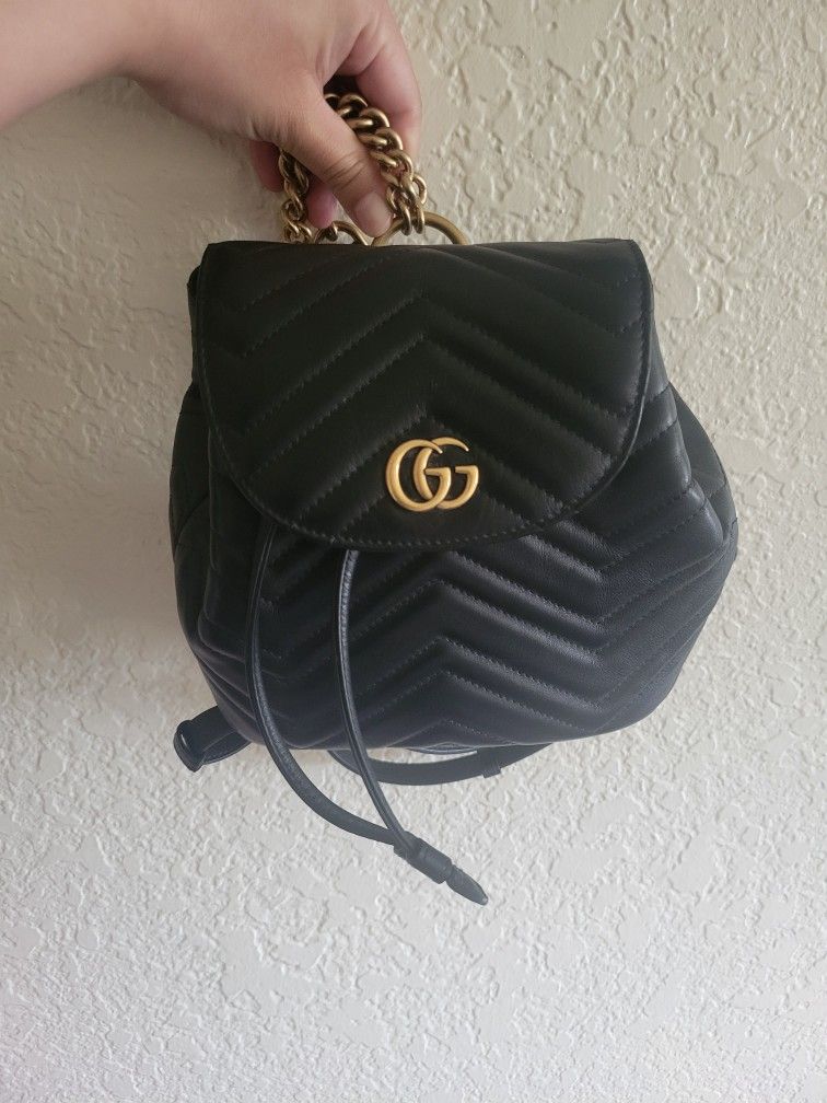 Gucci black mini discount gg marmont 2.0 backpack