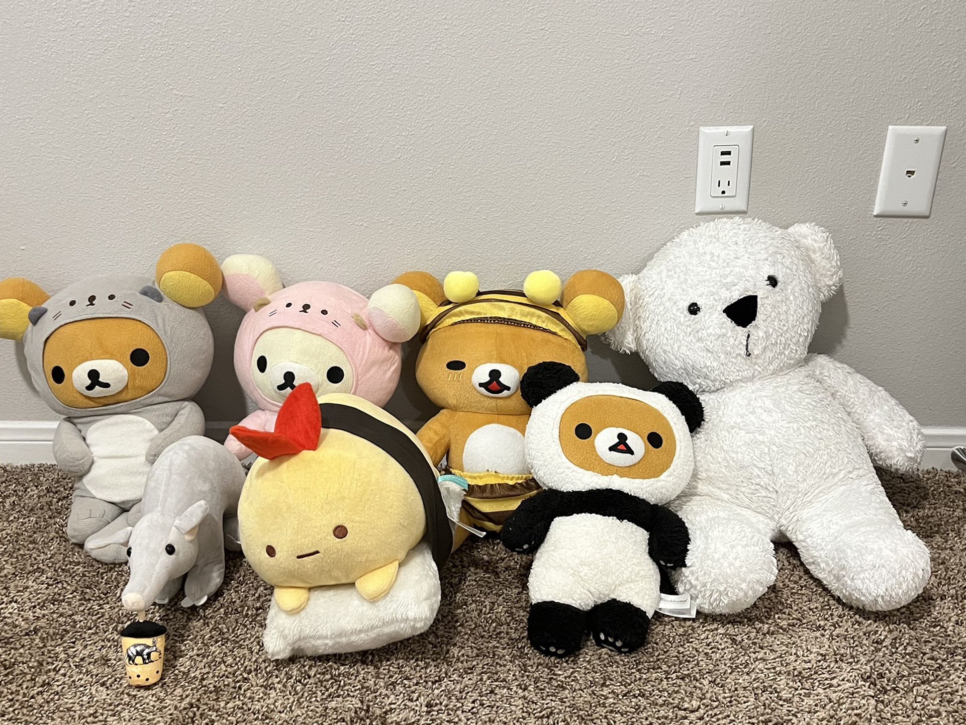 Plushies / Stuffed animals 