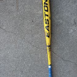 33/30 2013 Easton XL3