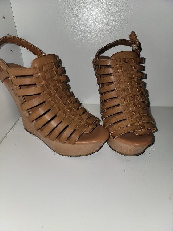 Size 8.5 Wedges