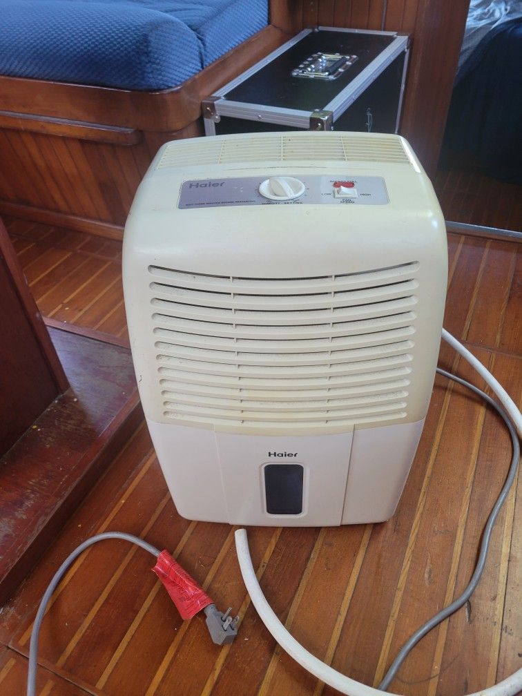 Haier 32 Pint Dehumidifier