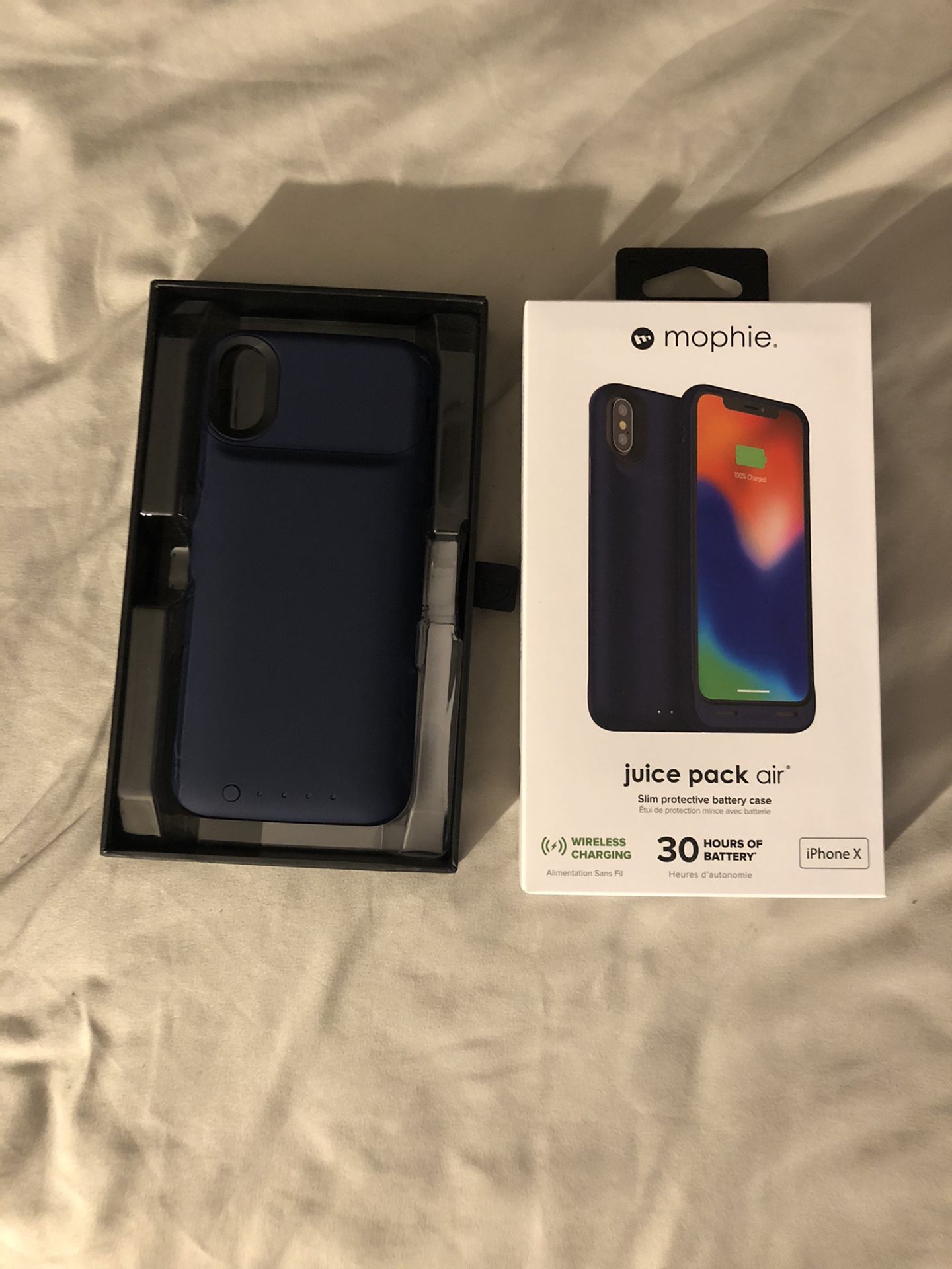 Mophie iPhone X charging case BRAND NEW (Navy color)