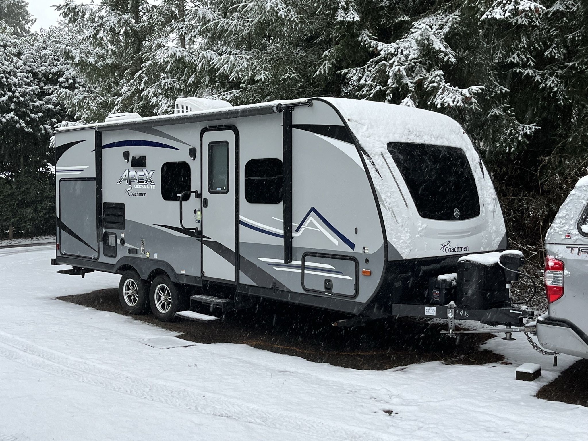 Alex Ultra Lite 25’ Travel trailer 2019 One Slide