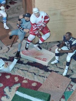 Sports figures3