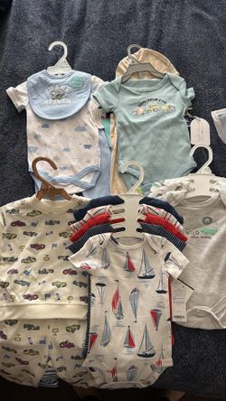 Ropa nueva de bebé