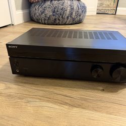 Sony STR-DH790 7.2 Channel A/V Receiver Dolby Atmos DTS:X Bluetooth HDMI Black