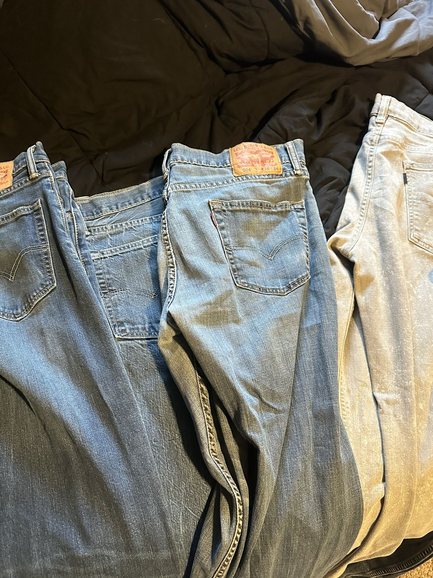 Levi Jeans 34x34 5 Pairs 40$ For Whole Lot