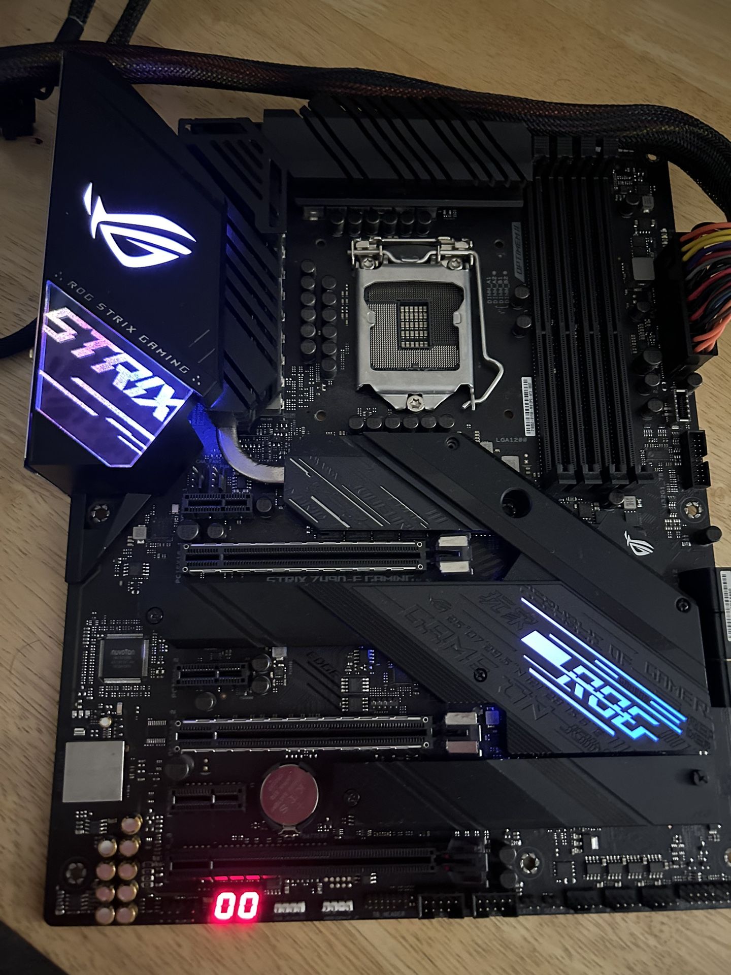 ROG Z490-E STRIX ATX GAMING MOBO
