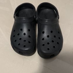 Black Crocks 