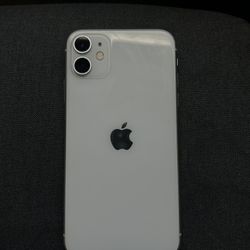 iPhone 11 White For Parts/Repair
