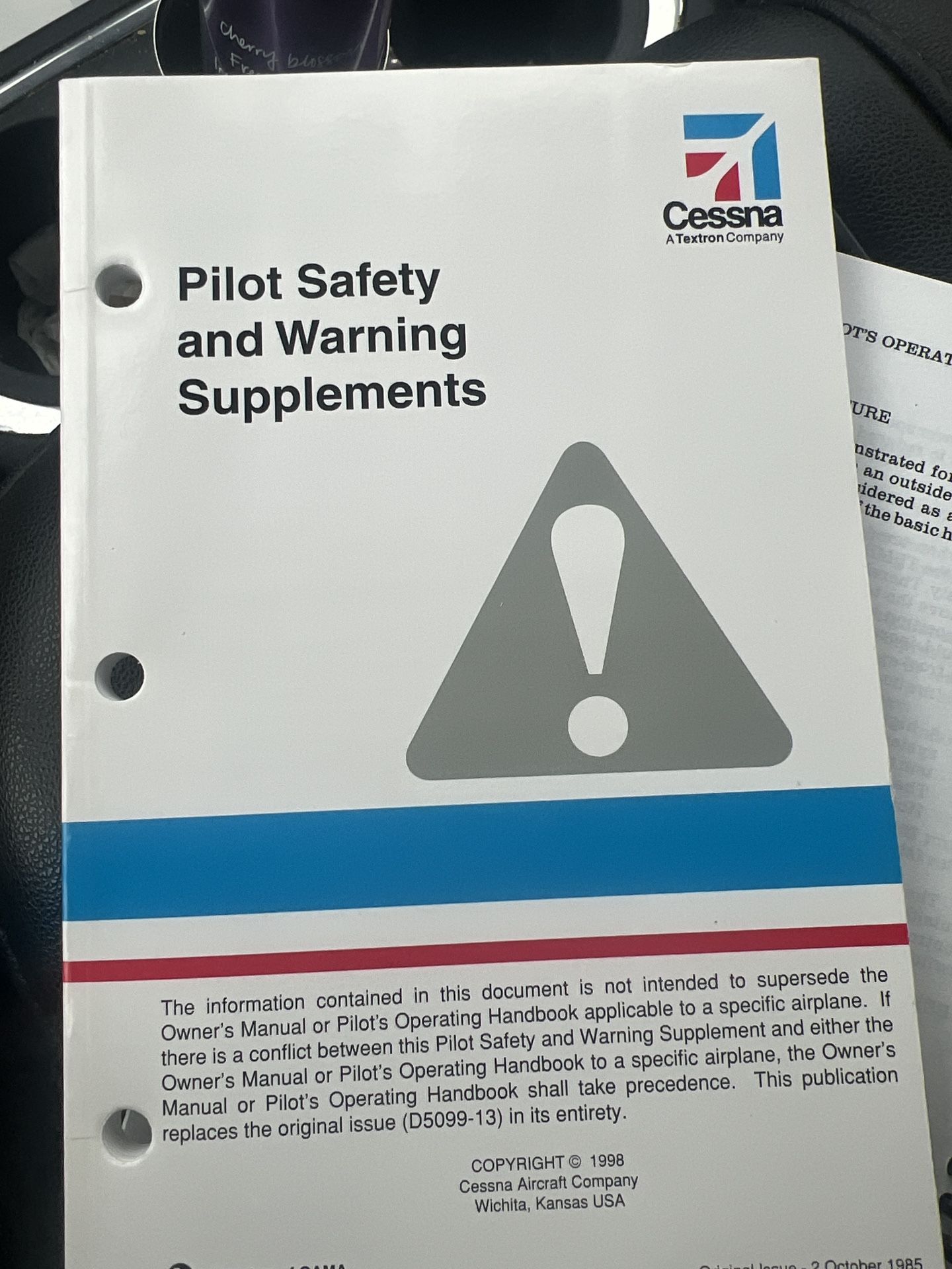 1986 Cessna Centurion 210R Owner Manual