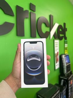 iPhone 16e