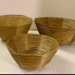 🥇 Golden Nesting Bowl Set (3 pcs) – $45 Cash Only