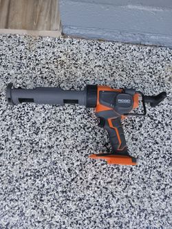 Caulking gun 18v tool only