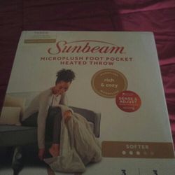 Sunbeam Microplush Foot Pocket Heated Throw