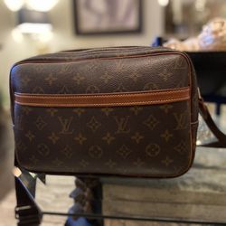 Authentic Louis Vuitton Unisex Bag 