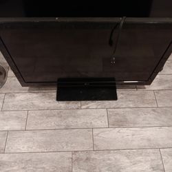 LG FLATSCREEN TV NO REMOTE 