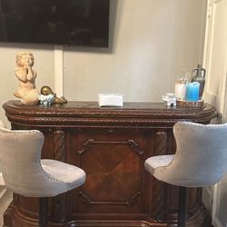 Ashley Northport Bar