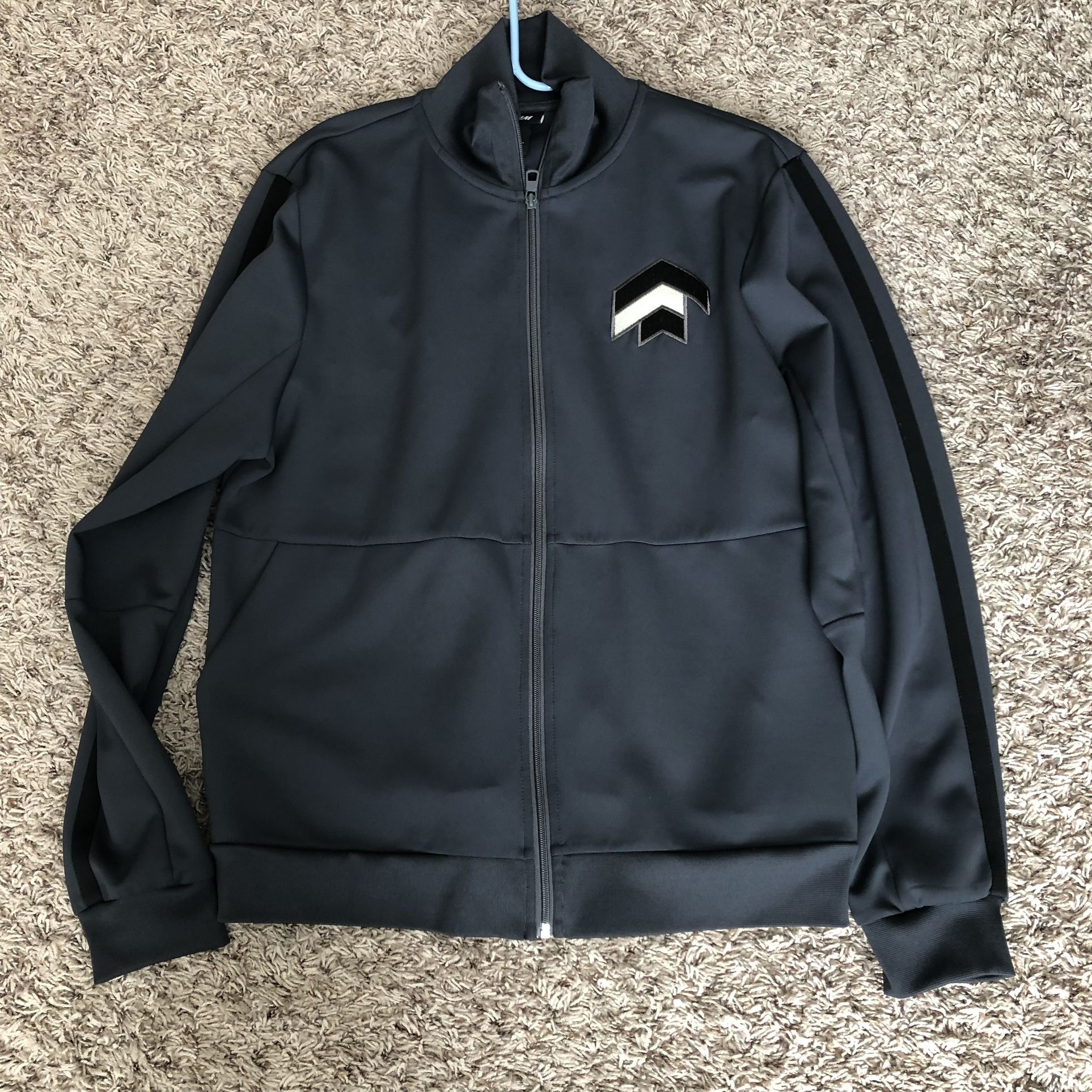 Mens H&M Lightweight Jacket. Size Large Great Condition