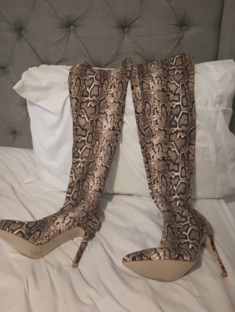 Brown Snake Print Thigh Boots