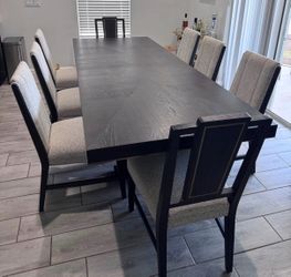 Modern chairs black table top same day delivery family size