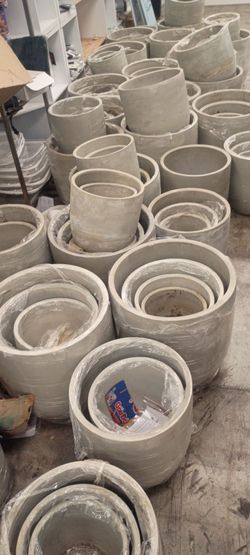 Ceramic  planter pots