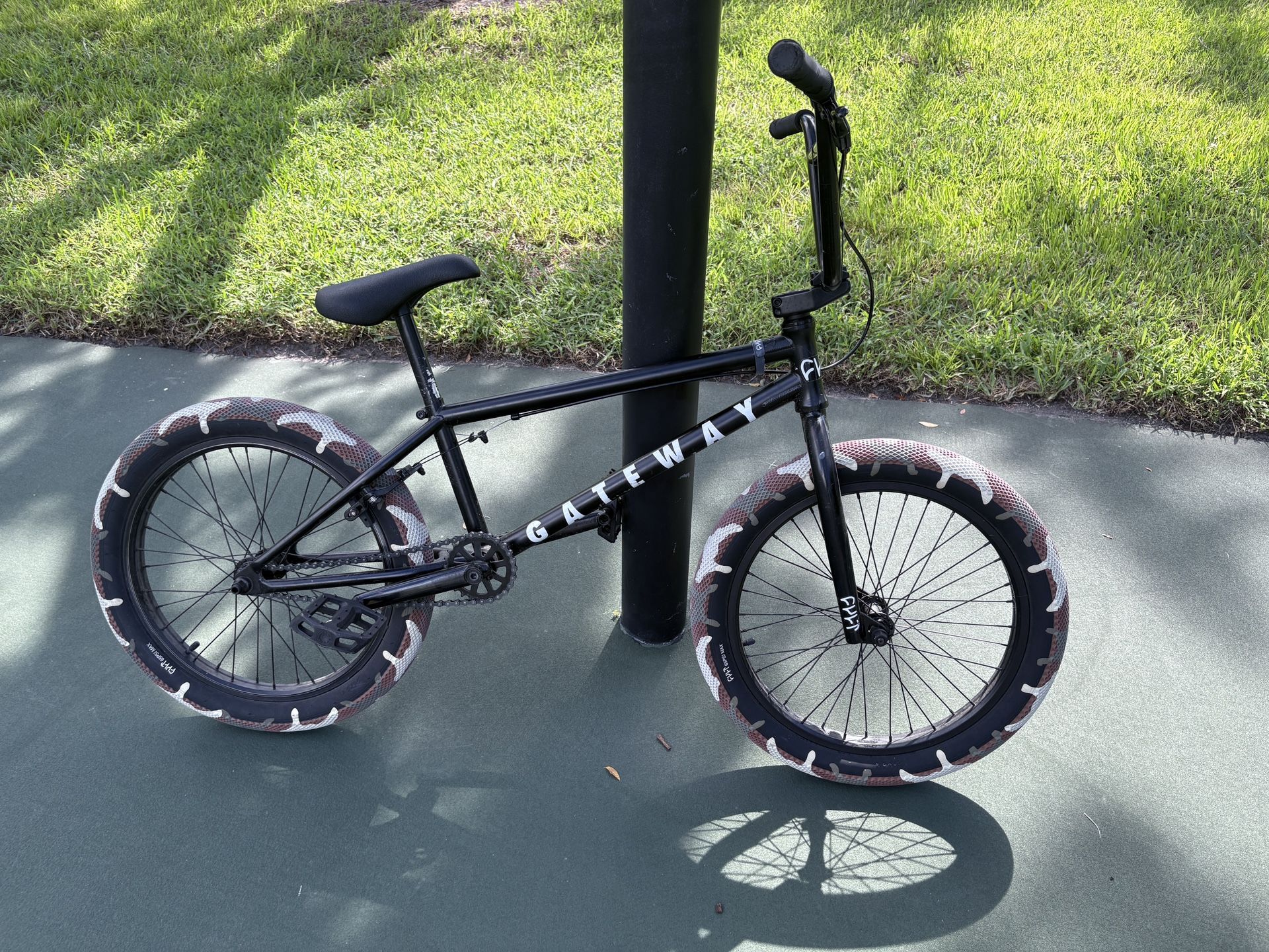 Cult Gateway BMX Bike