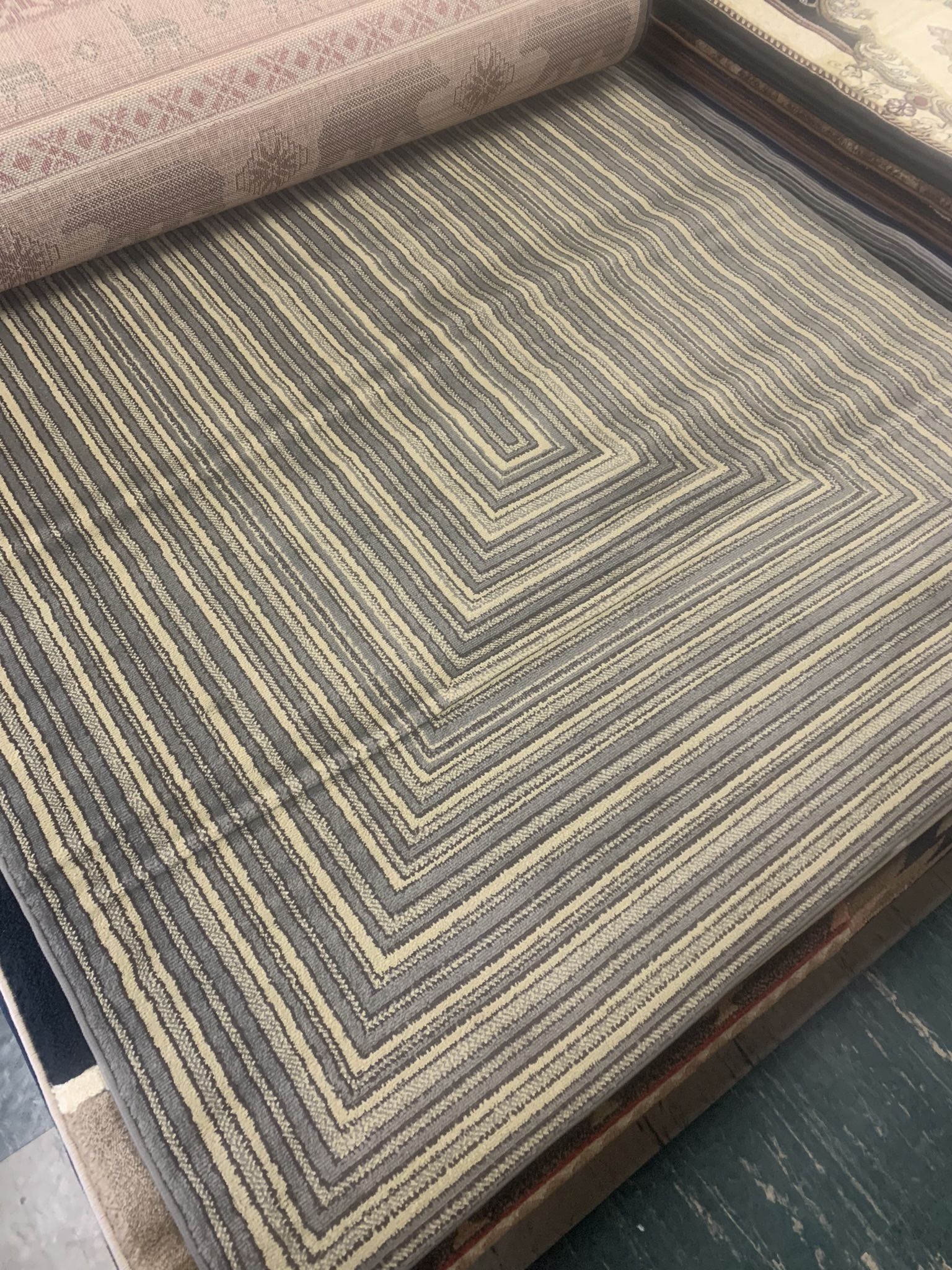Grey Area Rug Brand New
