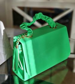 Geeen Crossbody Purse