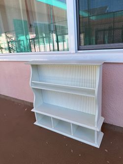 Free white shelf