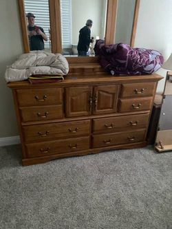 Solid Wood King Size Bedroom Set for Sale! $700