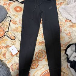 Black Nike Tech Pants Size XS Brand New