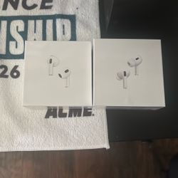 Gen 3 AirPods One Is The Pros