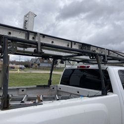 Universal Ladder Rack