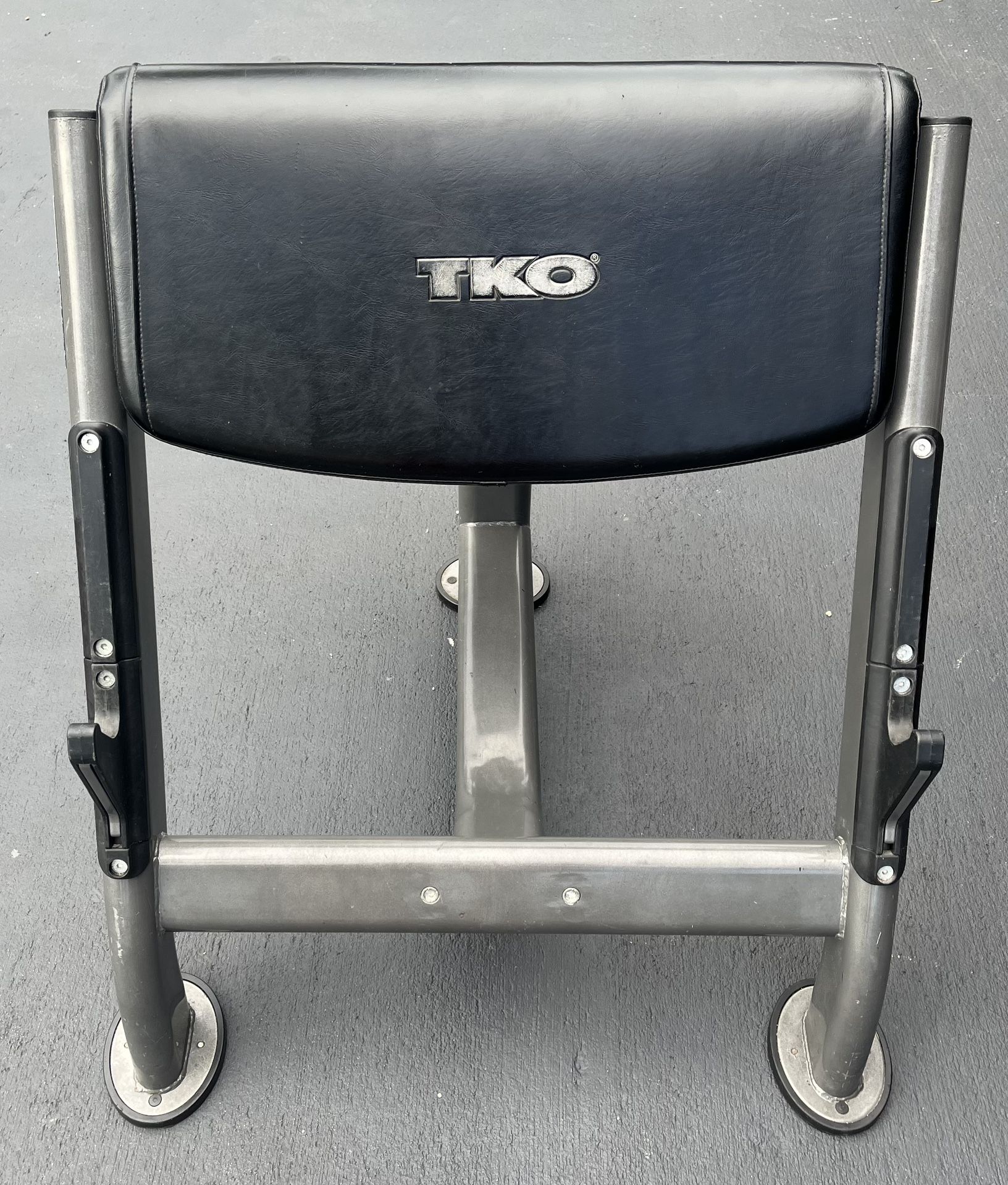 Preacher Curl Bench