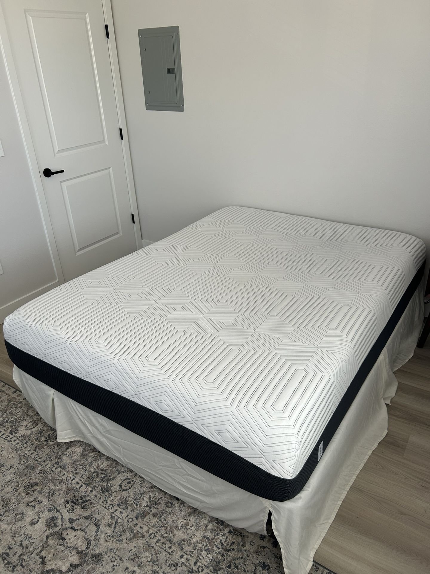 Queen Sized Bed, Box Frame, And Bed Frame (Hybrid Memory Foam)