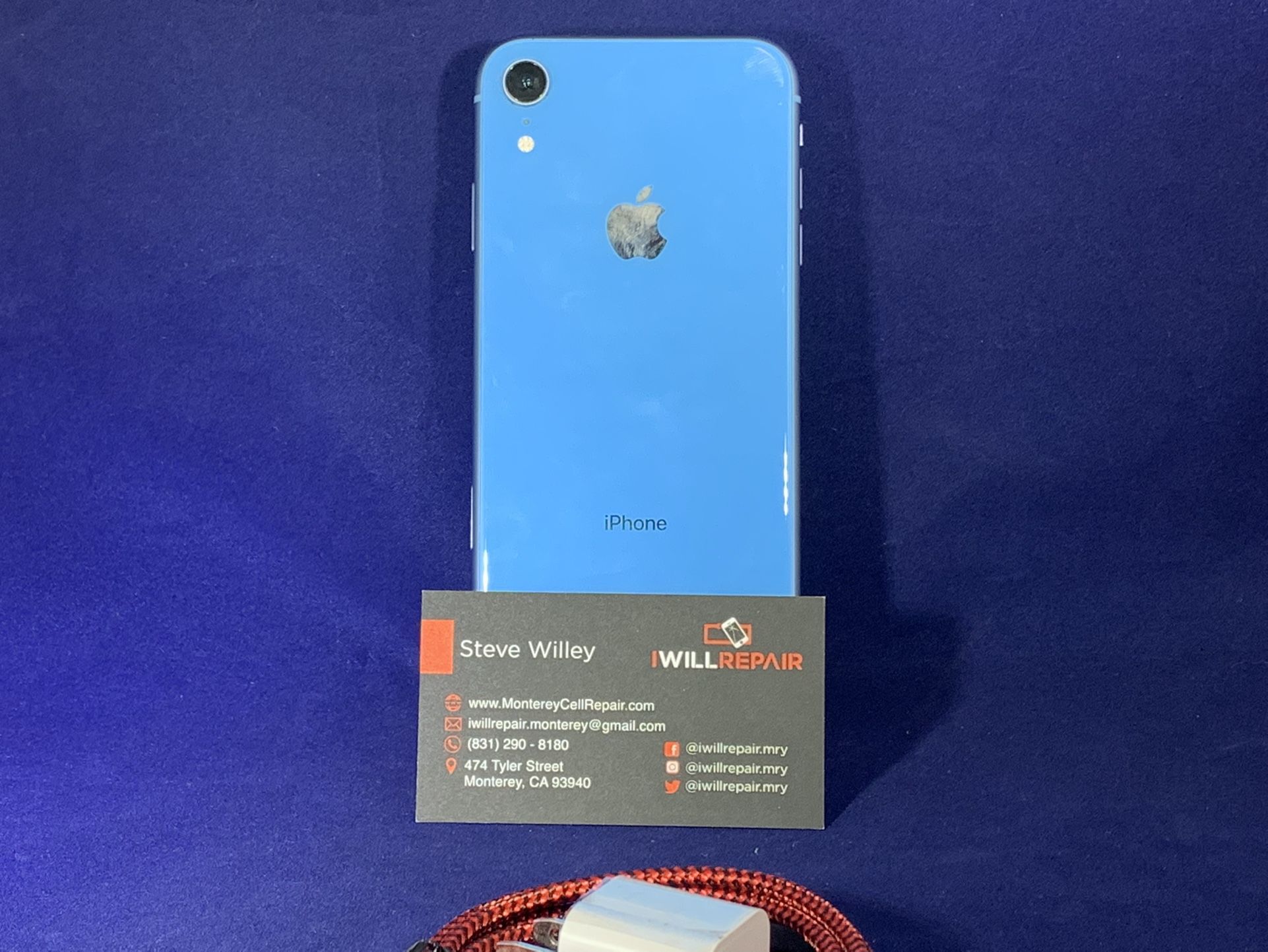 Apple iPhone XR Blue 64GB Unlocked $390