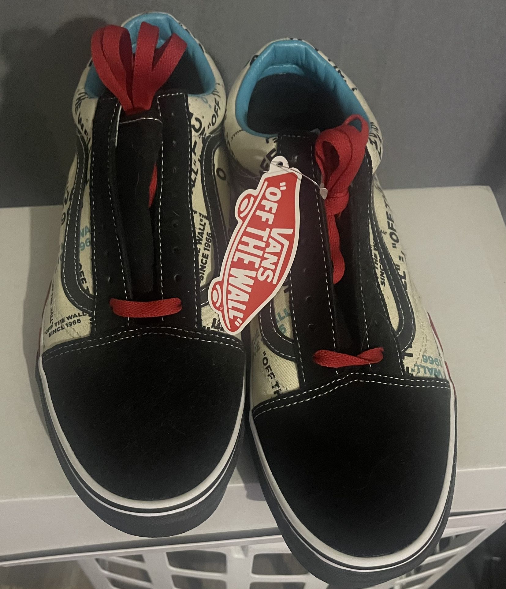 Men’s Vans Size 11