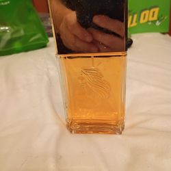 Brand new bottle Evyan White Shoulders Eau de Cologne Spray, 2.75 fl oz $50 firm price pick up only 865 Ellsworth avenue right off of East Livingston 