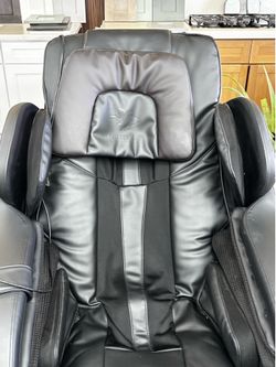 Kahuna massage chair