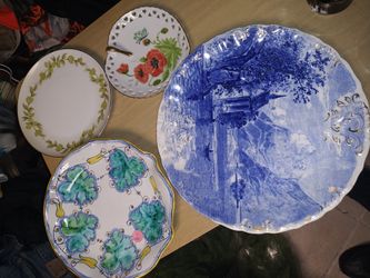 Vintage glass plates fine china plates household