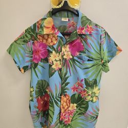 Hawaiian Flower Beach Surf Party Pineapple Shirt Adult  