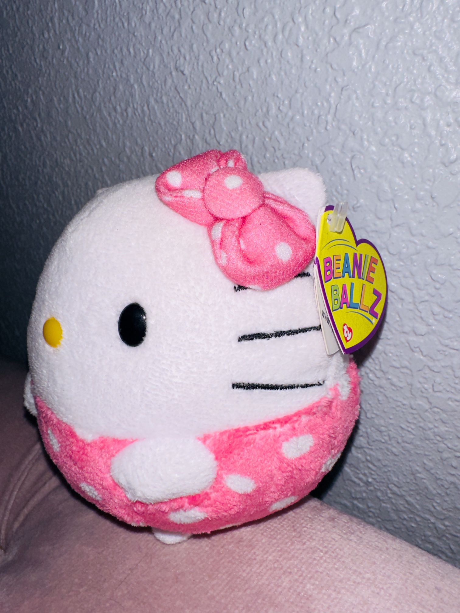 Hello Kitty Beanie Ballz Plush