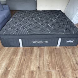 Novaform Platinum King Mattress