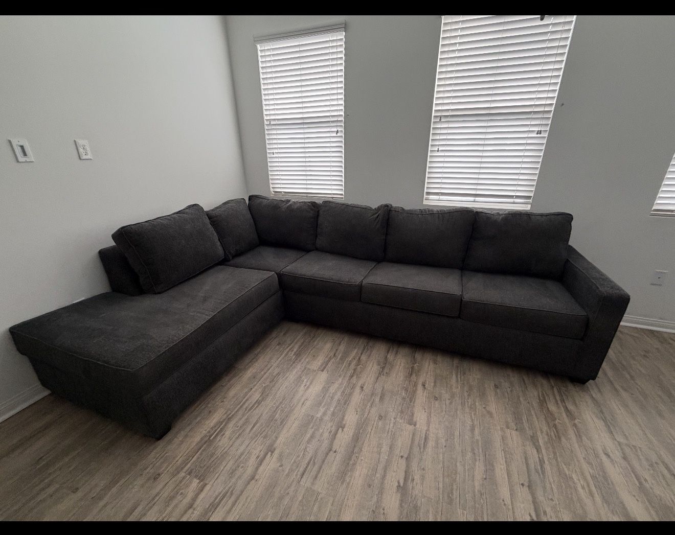 L Shape Sectional Couch (Charcoal) 