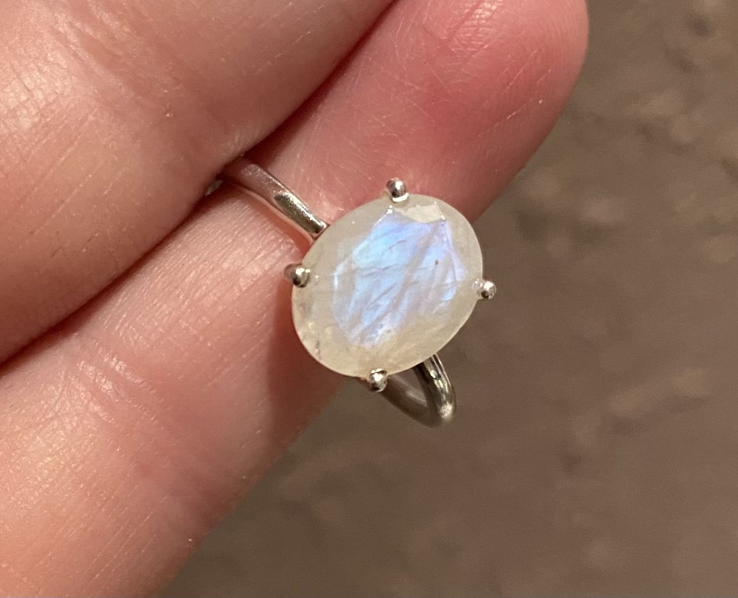 5ct Natural Rainbow Moonstone Silver Ring S925 Sz 7.5